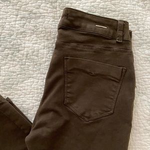 Zara mid rise skinny ankle jeans, size 6